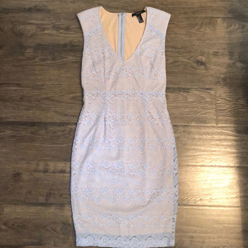 Baby Blue Lace Mid-Length Dress